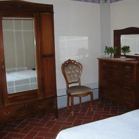 Pensjonat Borgo Vecchio *
